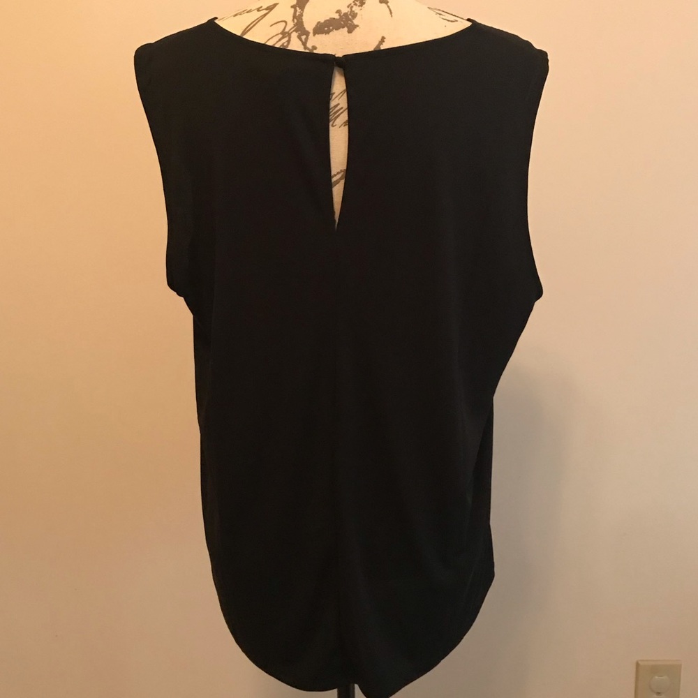 BOGO H&M sleeveless top with lace - Picture 5 of 6